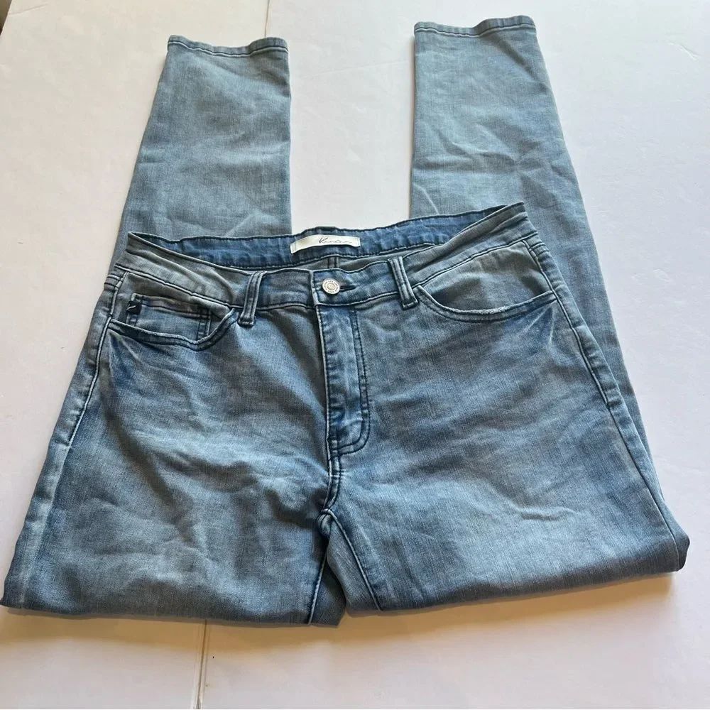 KanCan Women's Faded Blue Distressed Blue Jeans Size W9